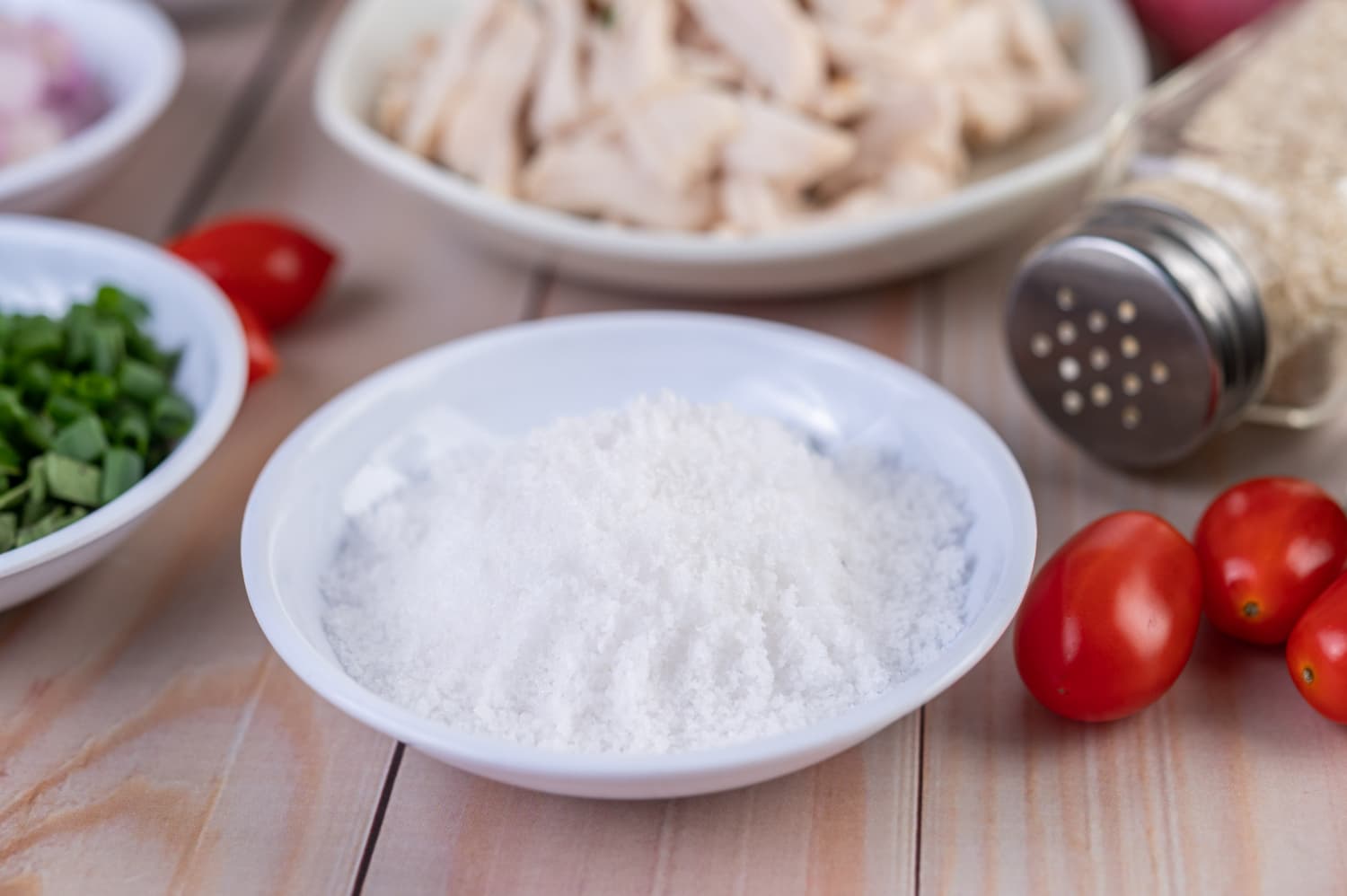 Mononatrium Glutamat (MSG): Fakta Keamanan, Mitos, dan Cara Memakainya dengan Bijak