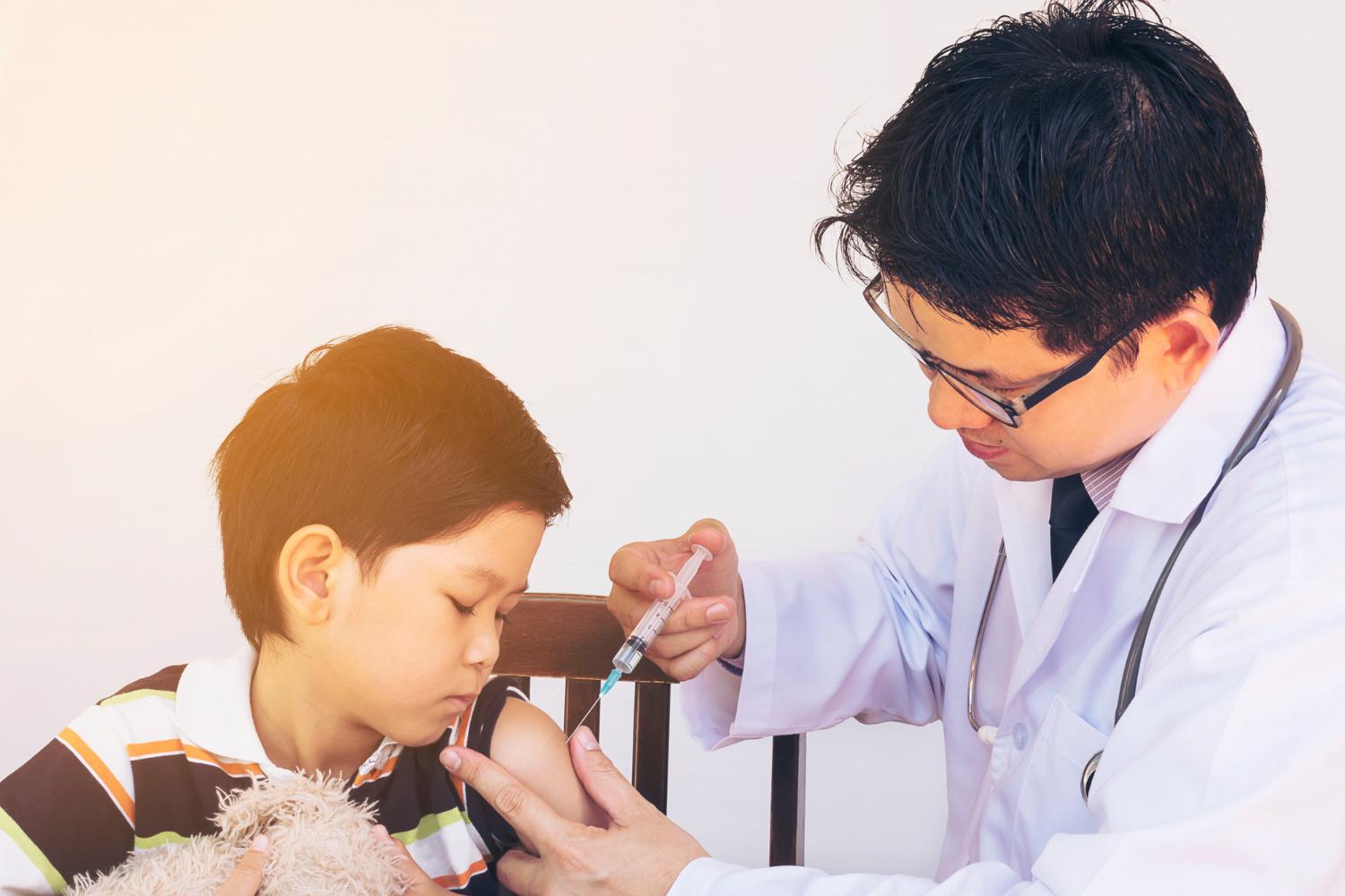 Imunisasi Polio: Jadwal, Manfaat dan Efek Sampingnya pada Anak