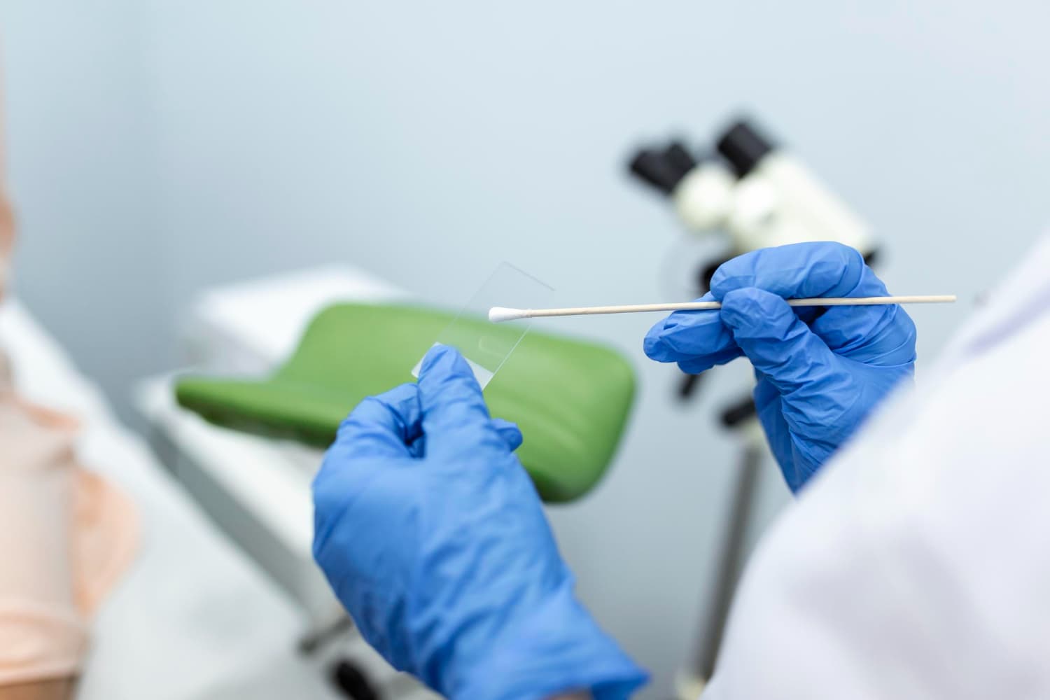 Pap Smear bagi Wanita: Manfaat dan Prosesnya