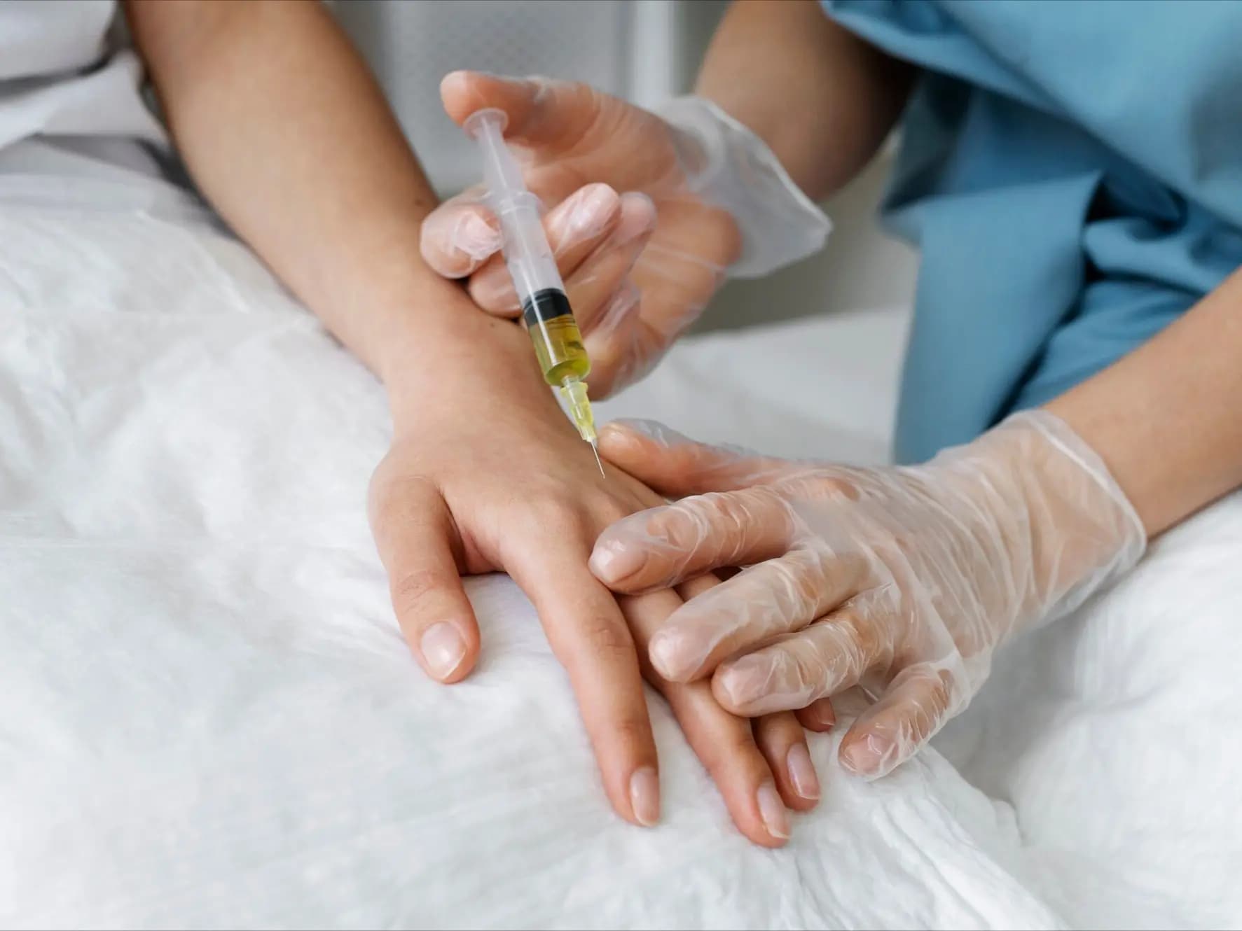 Infus Vitamin untuk Badan Lemas: Solusi Tepat Mengembalikan Energi dan Vitalitas