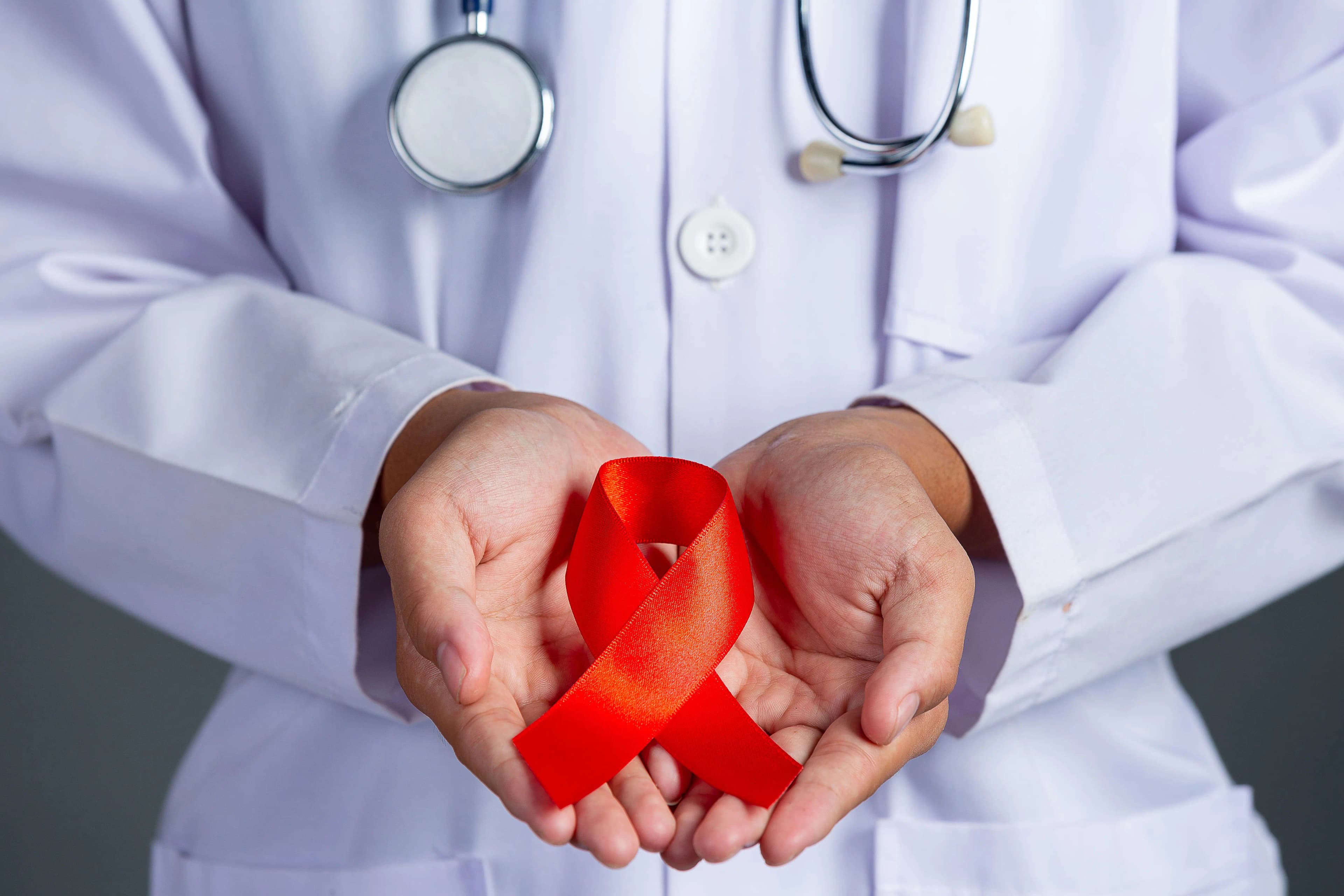 HIV: Gejala, Penyebab dan Pengobatan