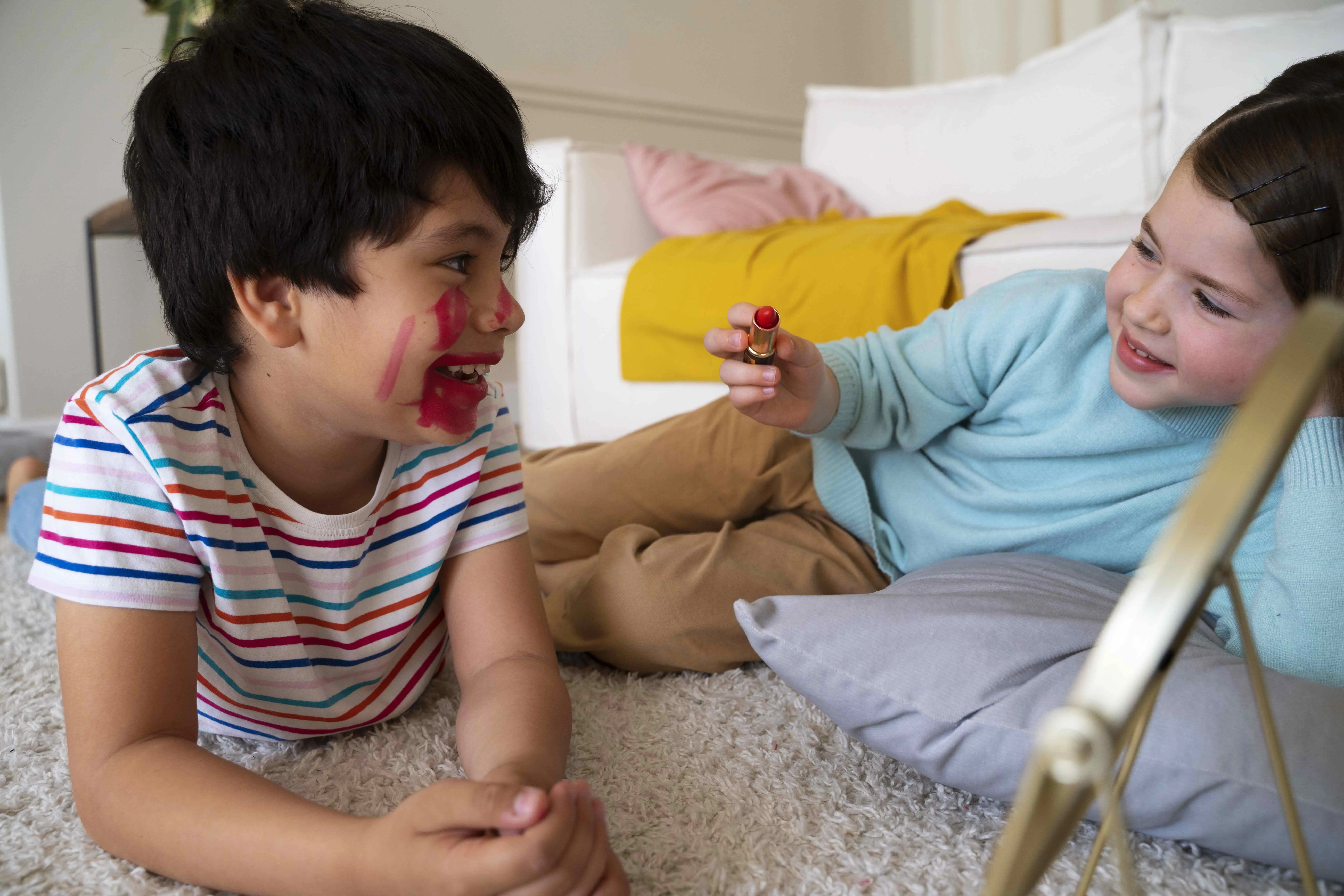Apa Perbedaan Down Syndrome dengan Autisme? Cari Tahu di Sini!